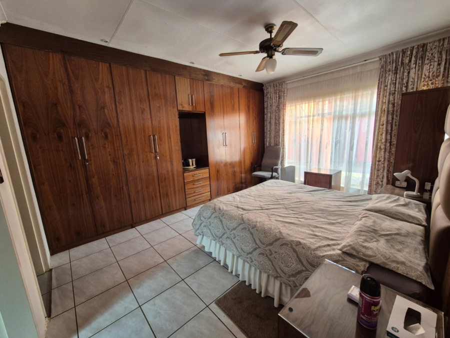 3 Bedroom Property for Sale in Manzil Park North West